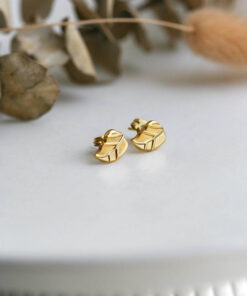 Clous d’oreilles feuilles dorées – Cadeau femme nature